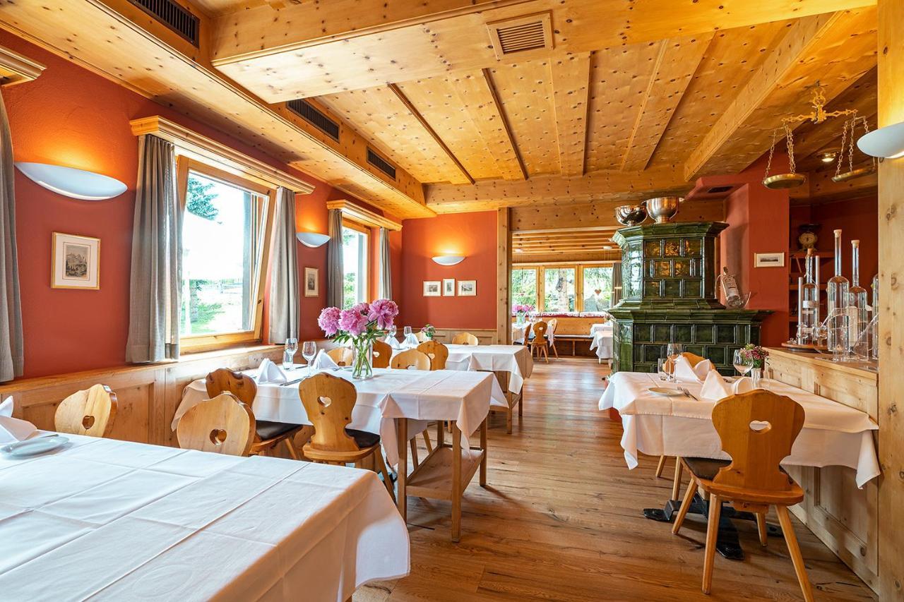 Hotel Saluver Celerina/Schlarigna Ngoại thất bức ảnh